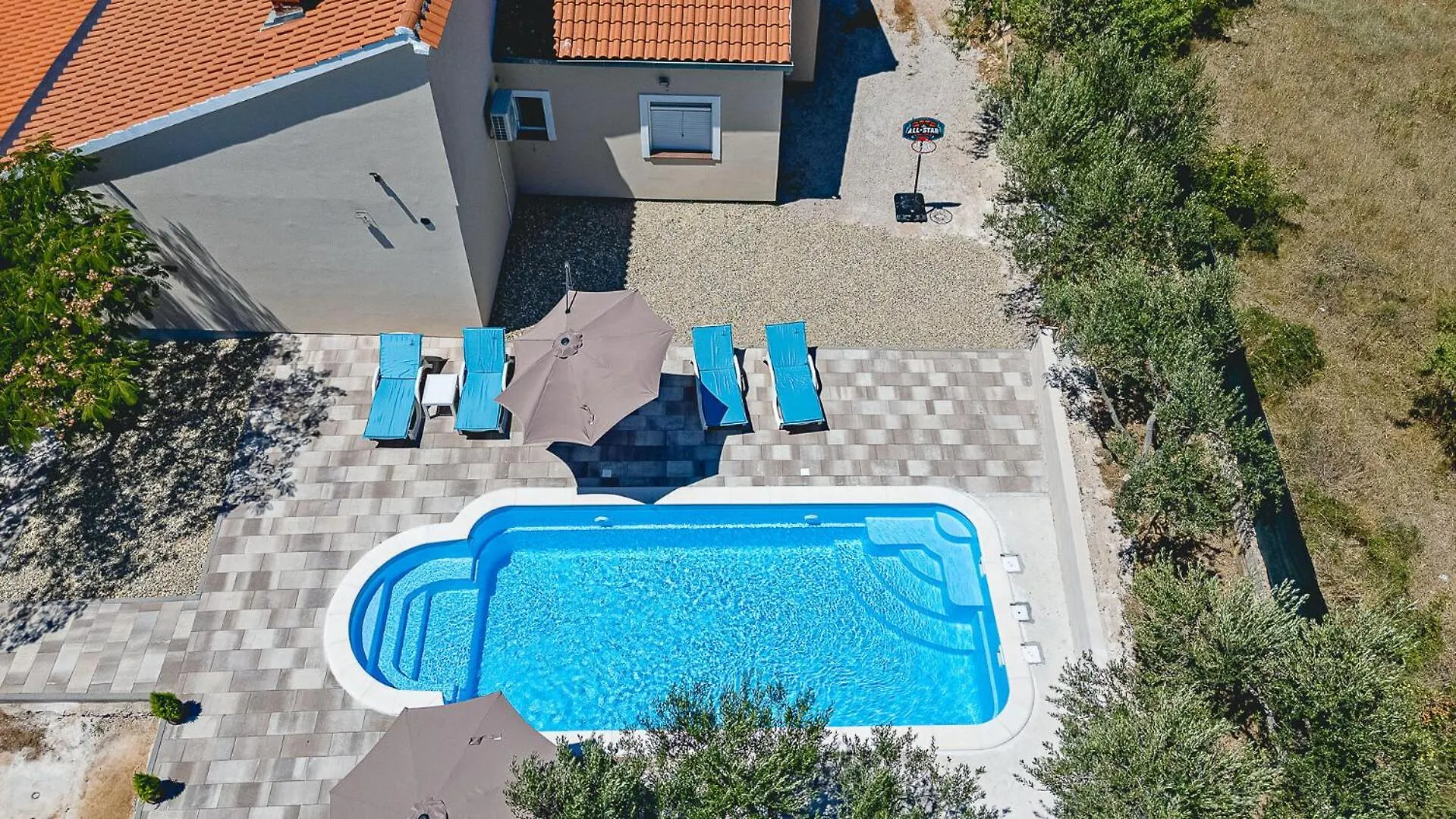 Villa Mare With Pool Nadin